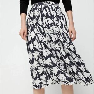 J. Crew pleated midi a-line skirt, size 6 Tall